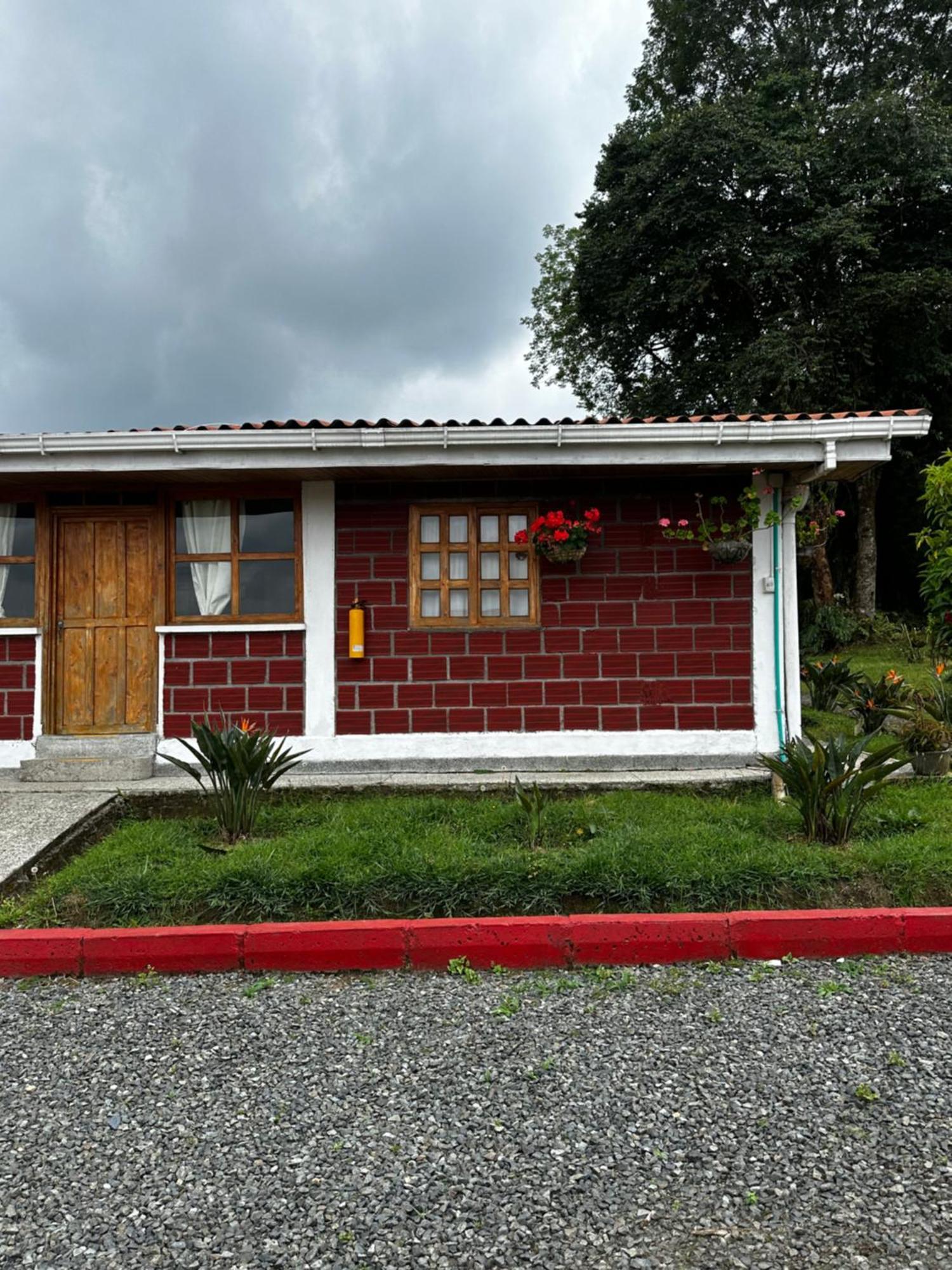 Hotel Finca La Toscana Pereira Exterior foto